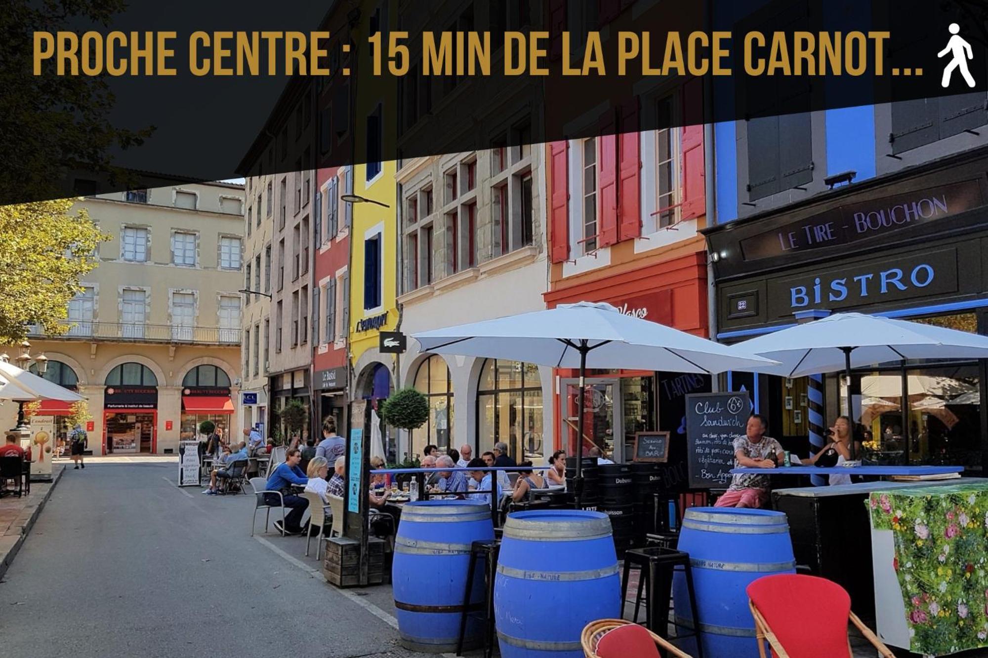 Les Gites De Laure - L'Or Vert, Appartement Avec Vue Sur Le Chateau, Parking Prive, Climatisation, Netflix, A 160 M De La Cite Medievale Carcassonne Bagian luar foto